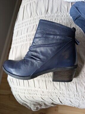 Women's Navy Leather Ankle Bootie with Low Stacked Heel
